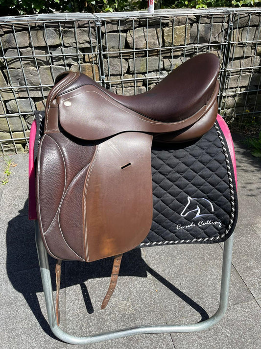 Sattelprofi 18" brown dressage saddle