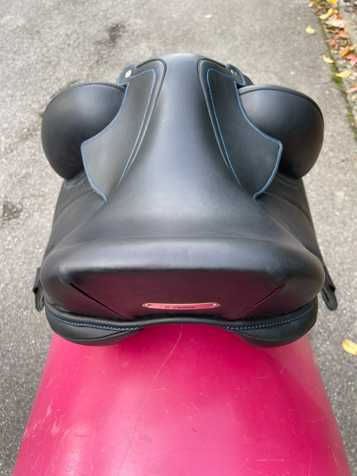 Antares Tempo C 17.5" black dressage saddle